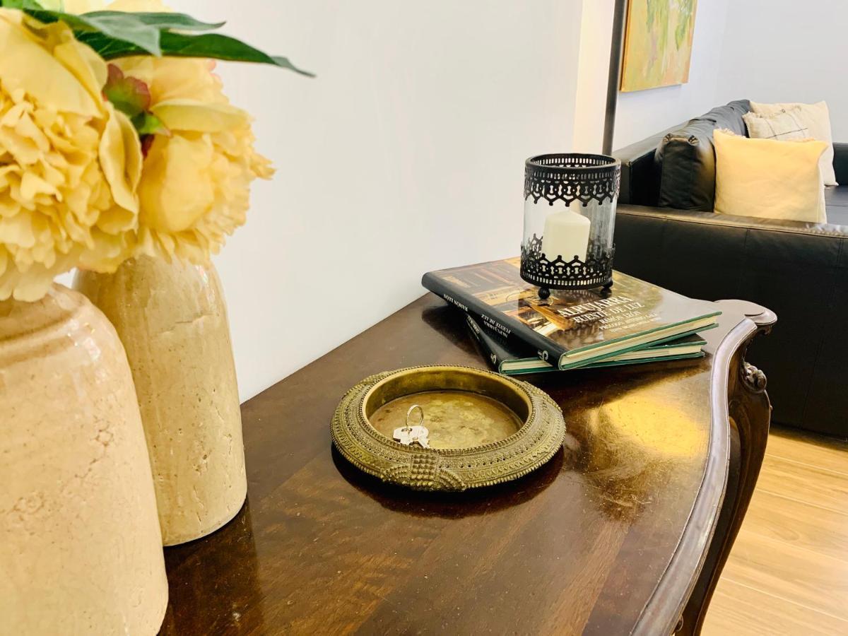 Homely Malaga Luxury Atarazanas Eksteriør bilde
